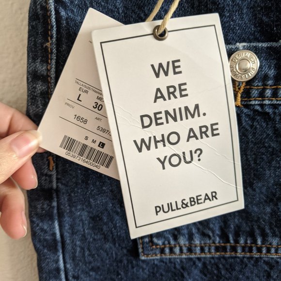 NWT Dark Wash Denim Skirt - Picture 3 of 6